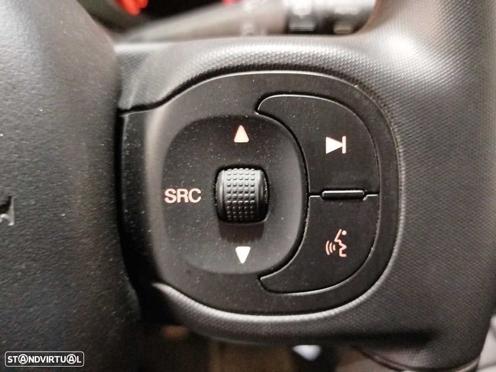Fiat Panda 1.0 Hybrid Cross - 11