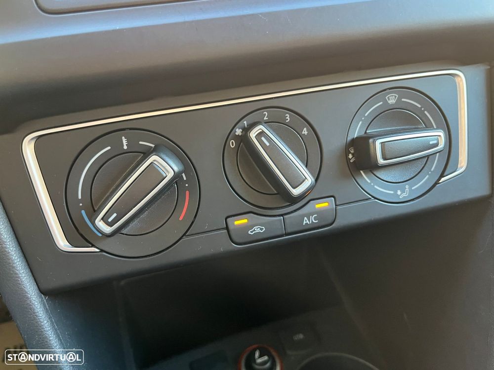 VW Polo 1.0 Lounge - 31