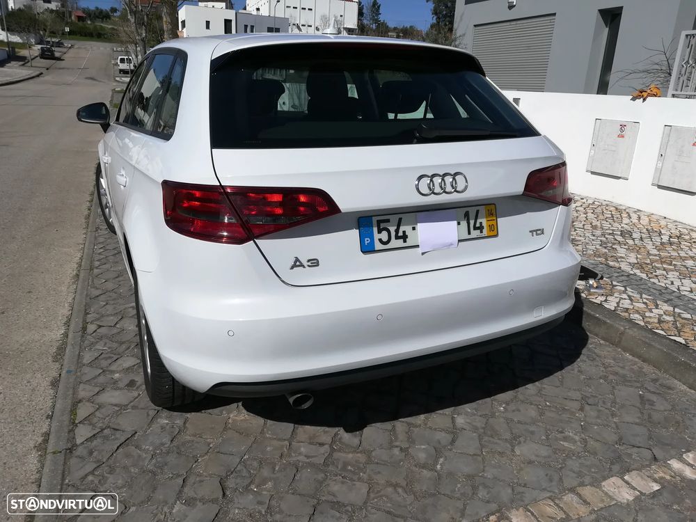 Audi A3 Sportback 1.6 TDI Advance S tronic - 6