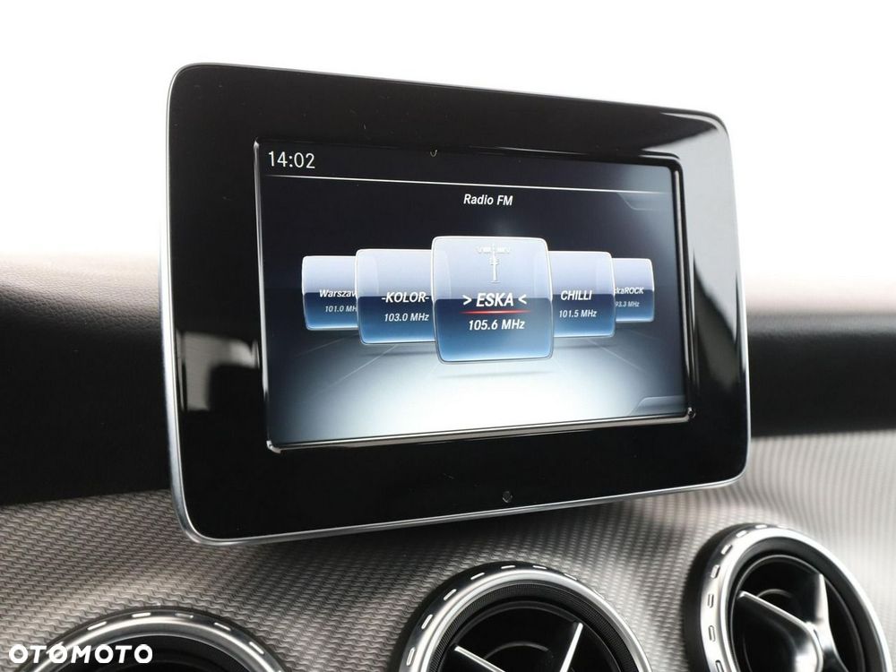 Mercedes-Benz GLA 200 Style - 24