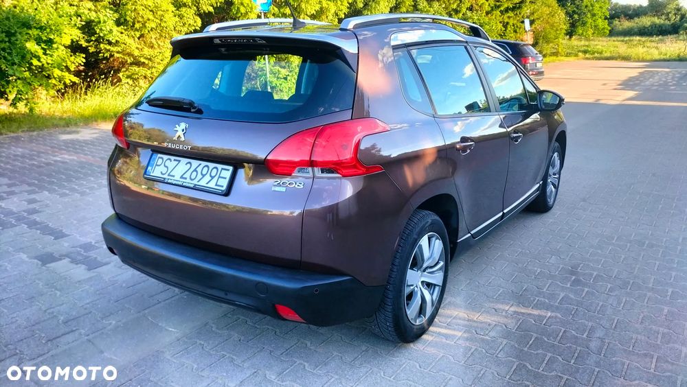 Peugeot 2008 - 18