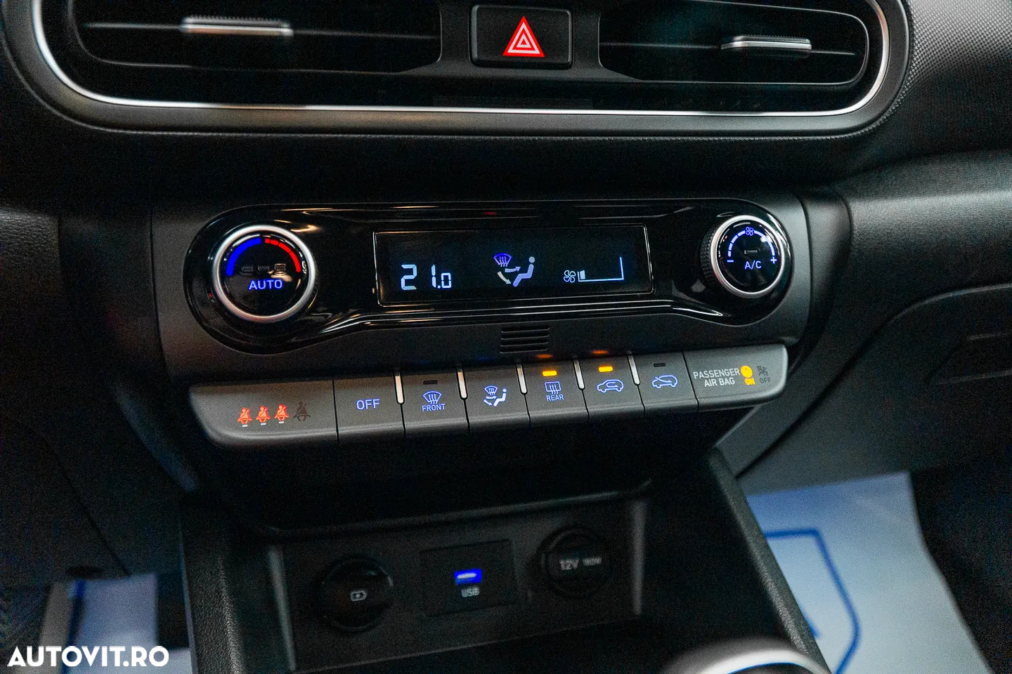 Hyundai KONA 1.0 T-GDI 120 CP 6MT 2WD Highway - 12