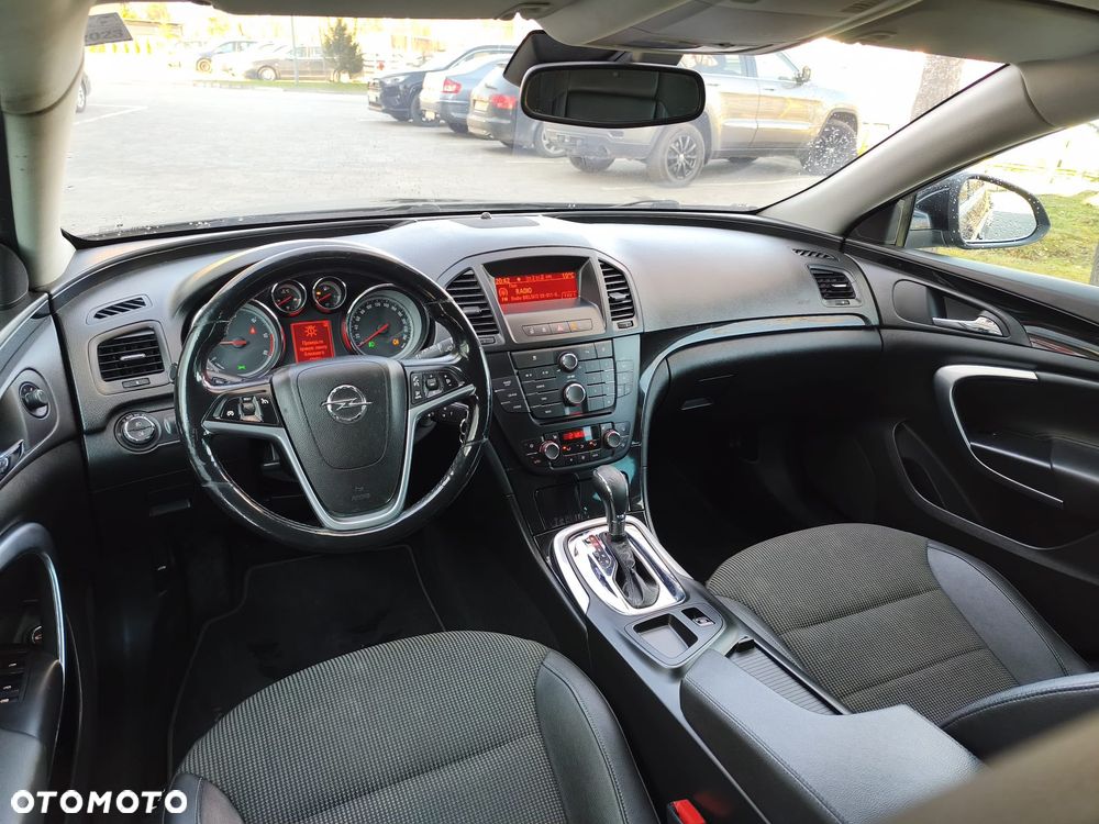 Opel Insignia - 24