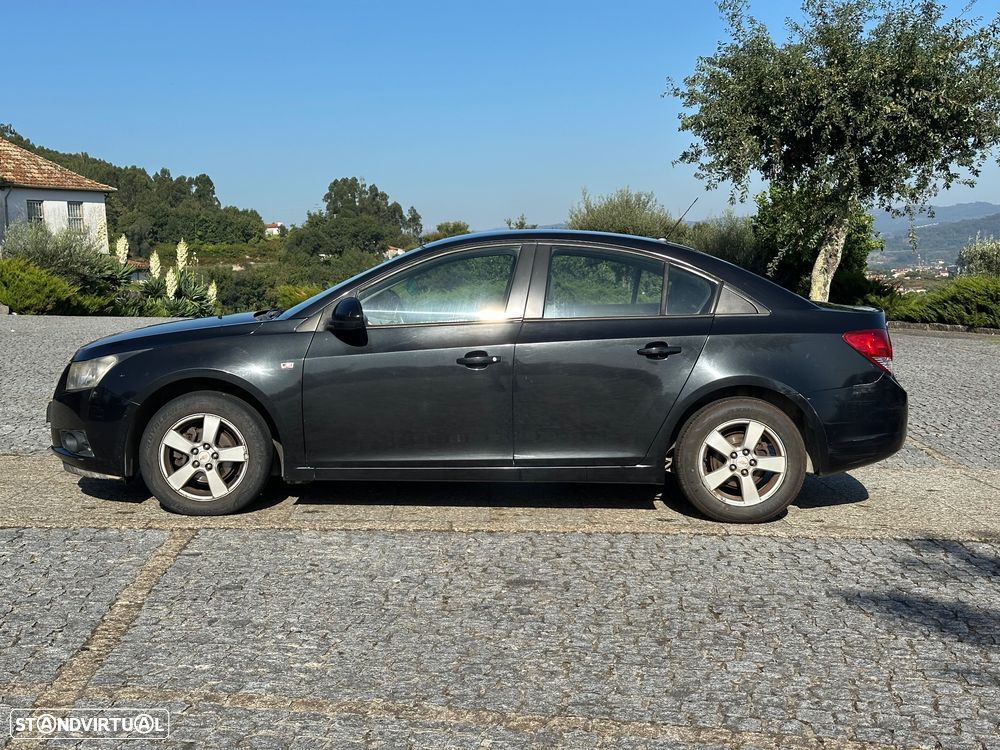 Chevrolet Cruze 1.6 LS - 5