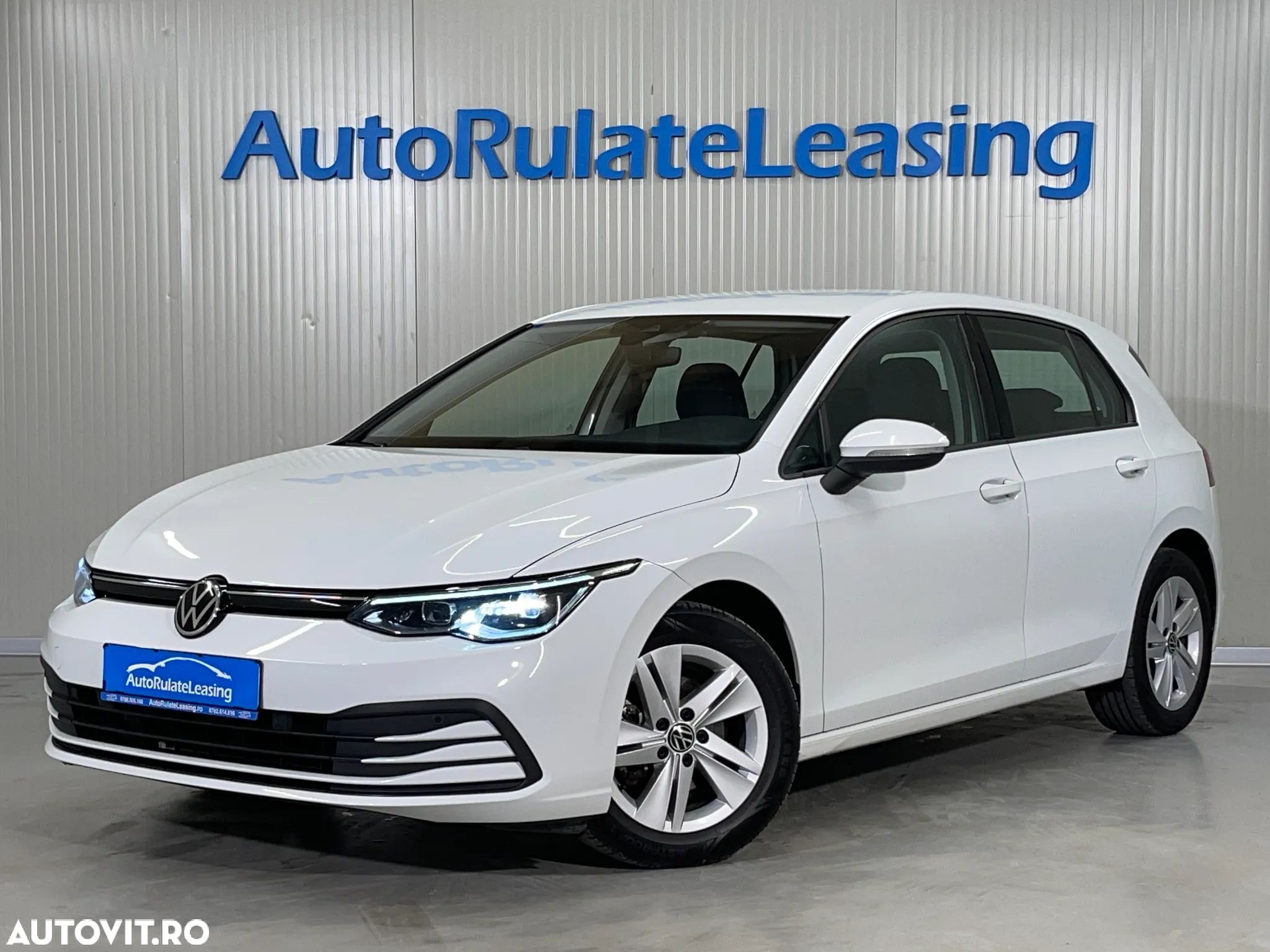 Volkswagen Golf 1.5 eTSI ACT DSG MHEV Life - 1