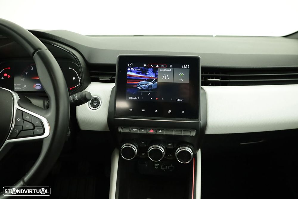 Renault Clio 1.0 TCe Techno Bi-Fuel - 9