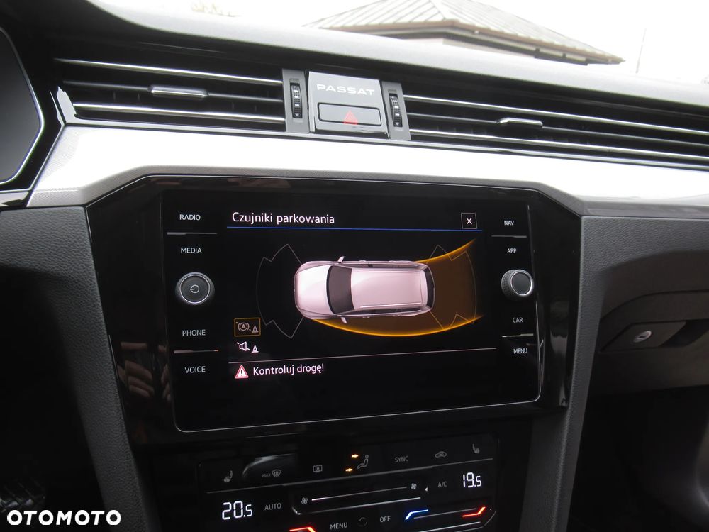 Volkswagen Passat 2.0 TDI EVO Business - 35