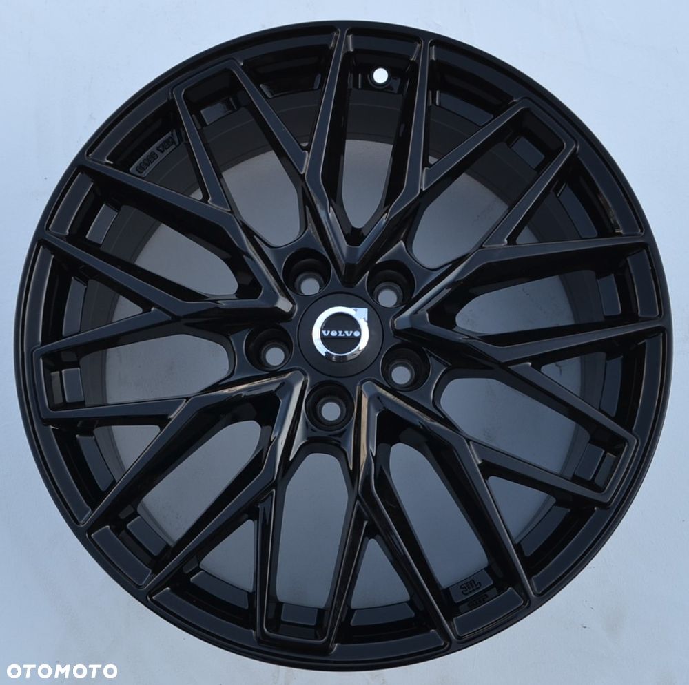FELGI itWheels XANA VOLVO S40 S60 V90 XC40 XC60 XC90 5x108 8J19 ET 45 5A - 1