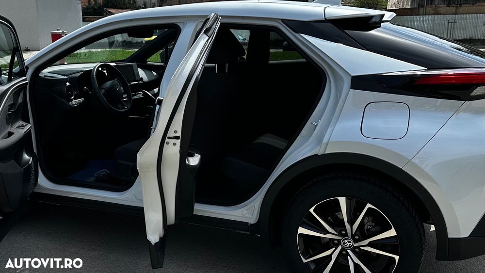 Toyota C-HR 2.0 HSD 184 CP 4x2 CVT Style - 6