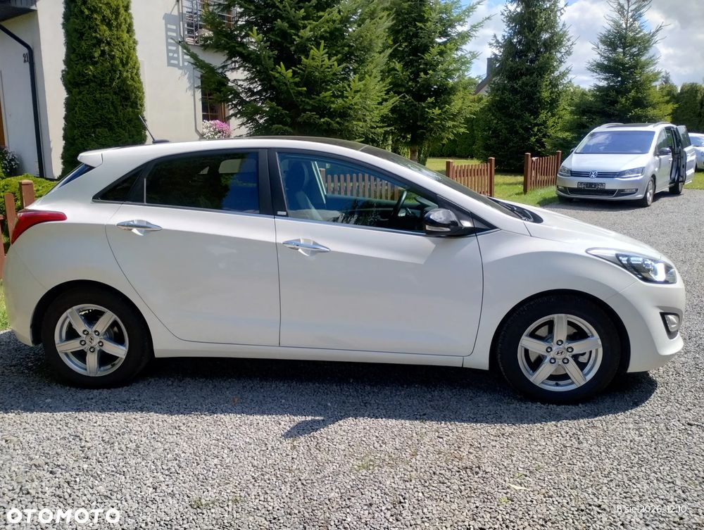 Hyundai i30 1.6 Fifa World Cup Edition - 9