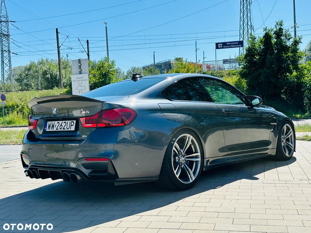 BMW M4 DKG - 9