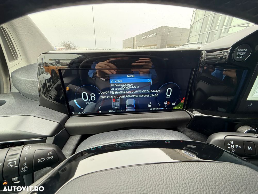 Ford Tourneo Custom - 14