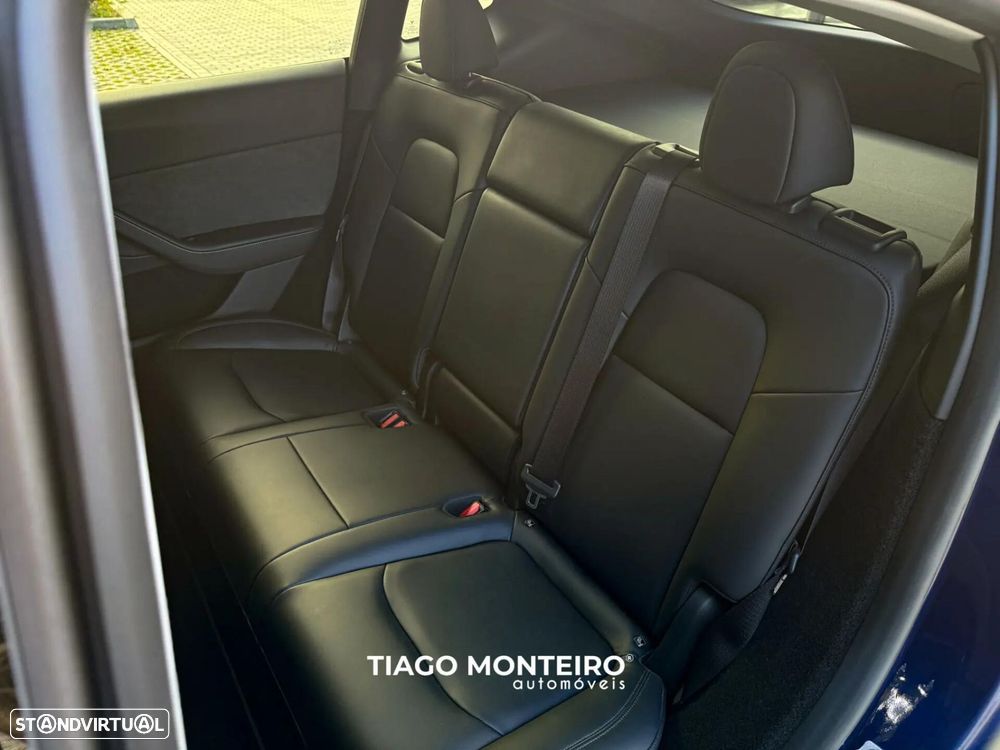 Tesla Model Y Tração Traseira - 53