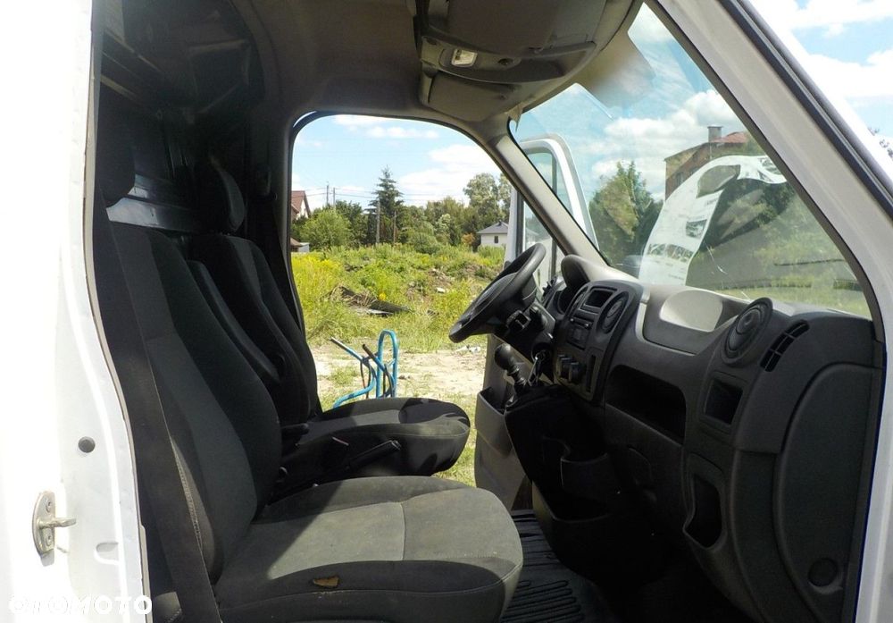 Renault Master - 25