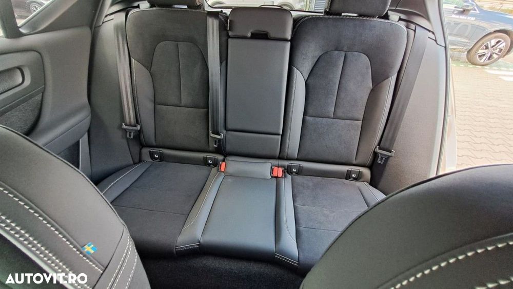 Volvo XC 40 B3 AT FWD MHEV Core - 14