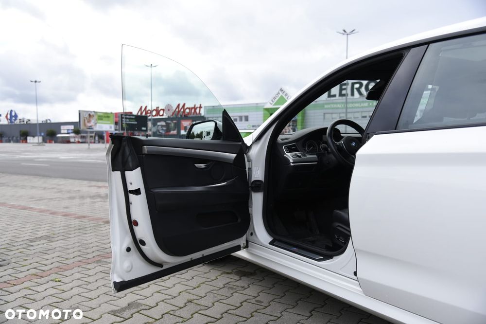 BMW 5GT 530d - 24