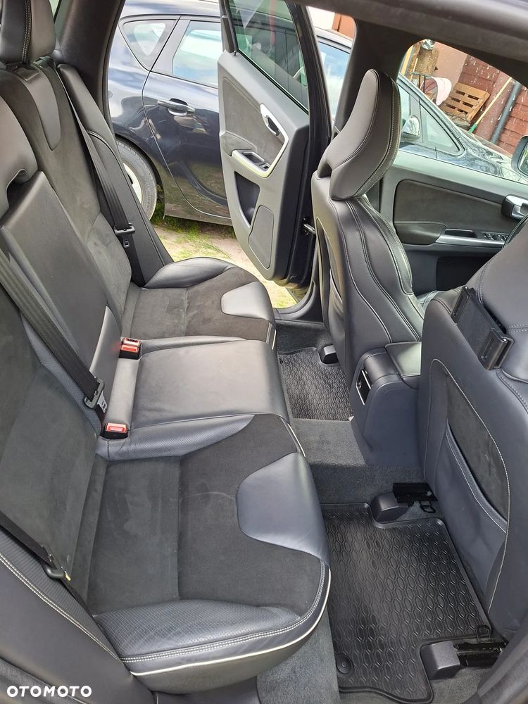 Volvo XC 60 D4 Geartronic RDesign - 33