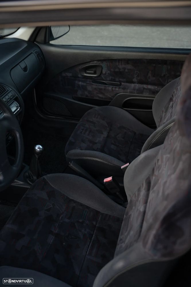 Citroën Saxo 1.6i 16V Cup - 8