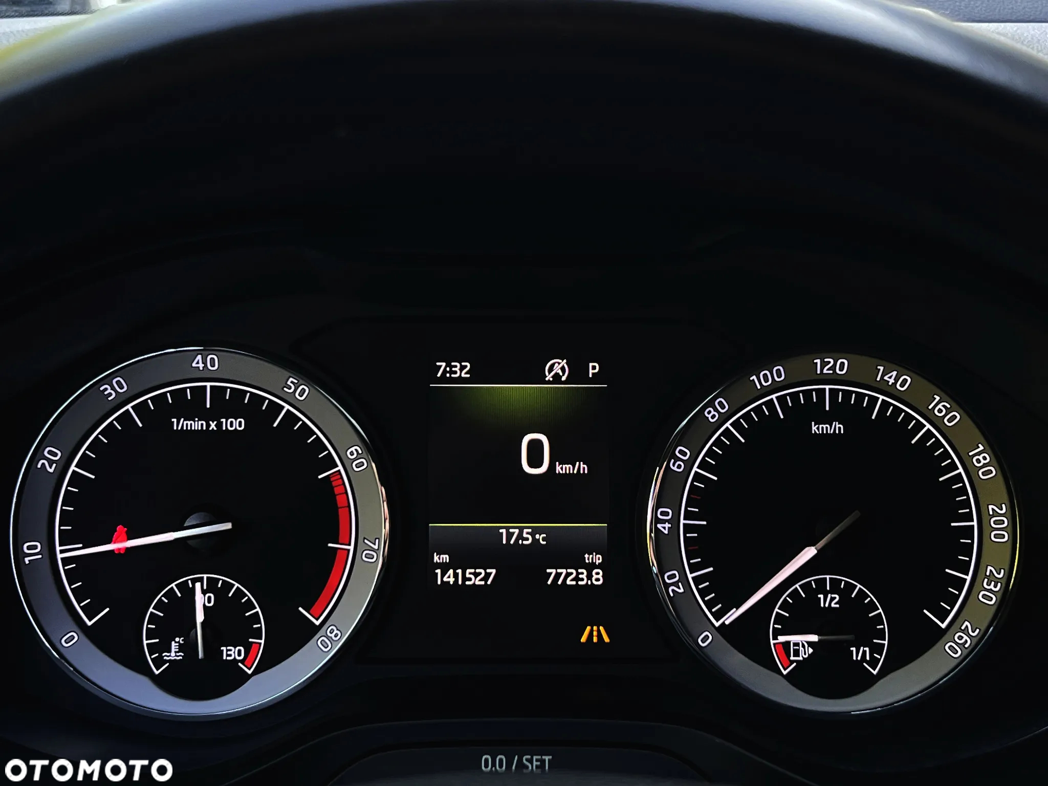 Skoda Karoq 1.5 TSI ACT 4x2 Style DSG - 34