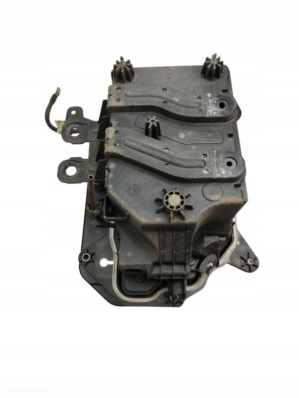 OBUDOWA PODSTAWA AKUMULATORA RENAULT ARKANA CLIO V 1.6 E-TECH 648947760R - 2