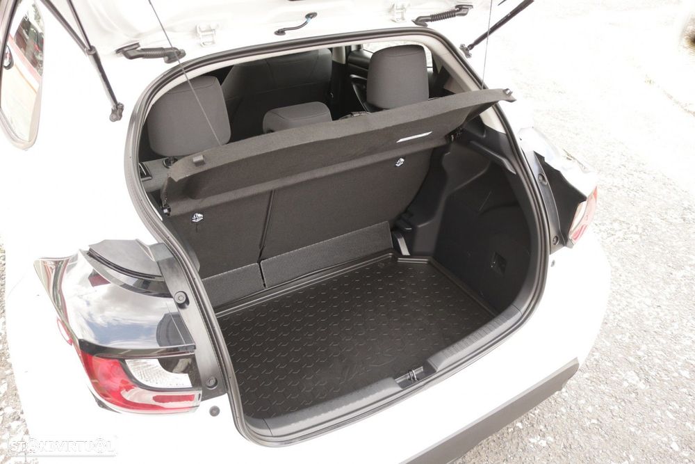 Toyota Yaris 1.5 HDF Comfort - 13
