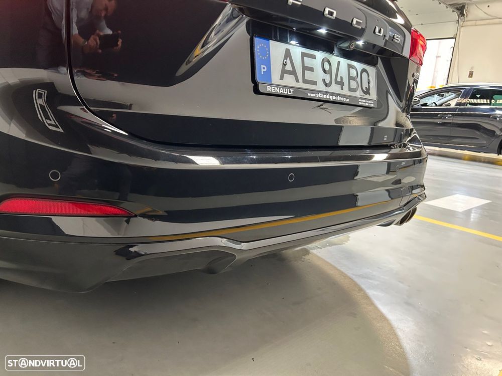 Ford Focus SW 1.0 EcoBoost MHEV ST-Line X - 15