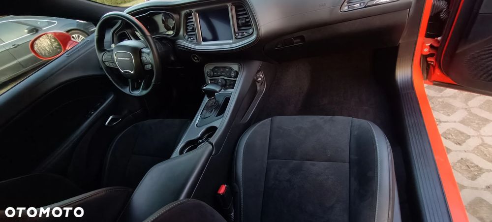 Dodge Challenger 5.7 R/T - 23