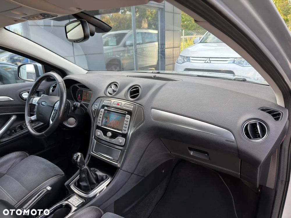 Ford Mondeo 2.0 Titanium X - 9