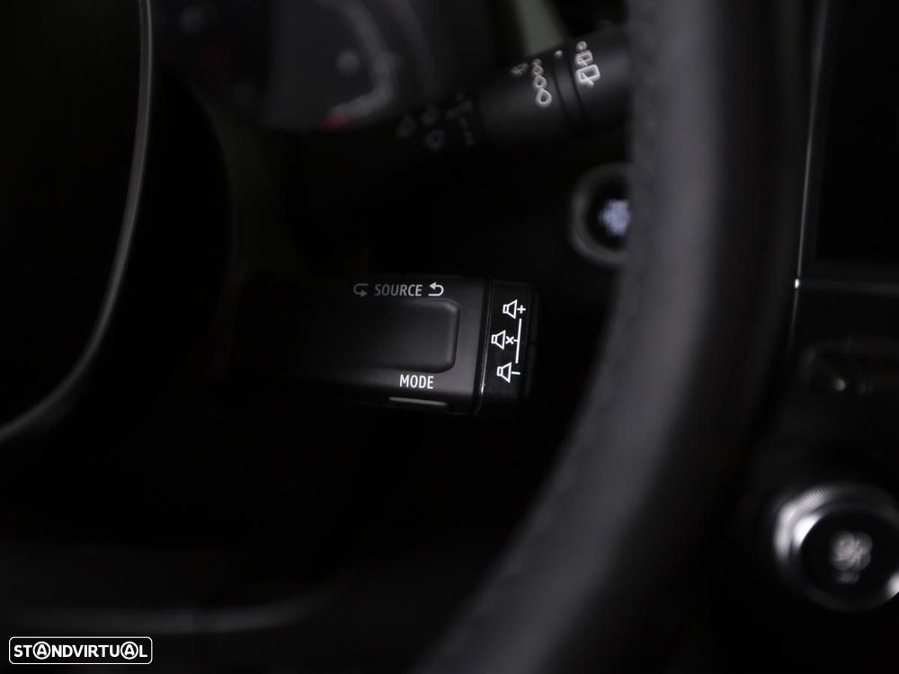 Renault Captur 1.0 TCe Techno Bi-Fuel - 19