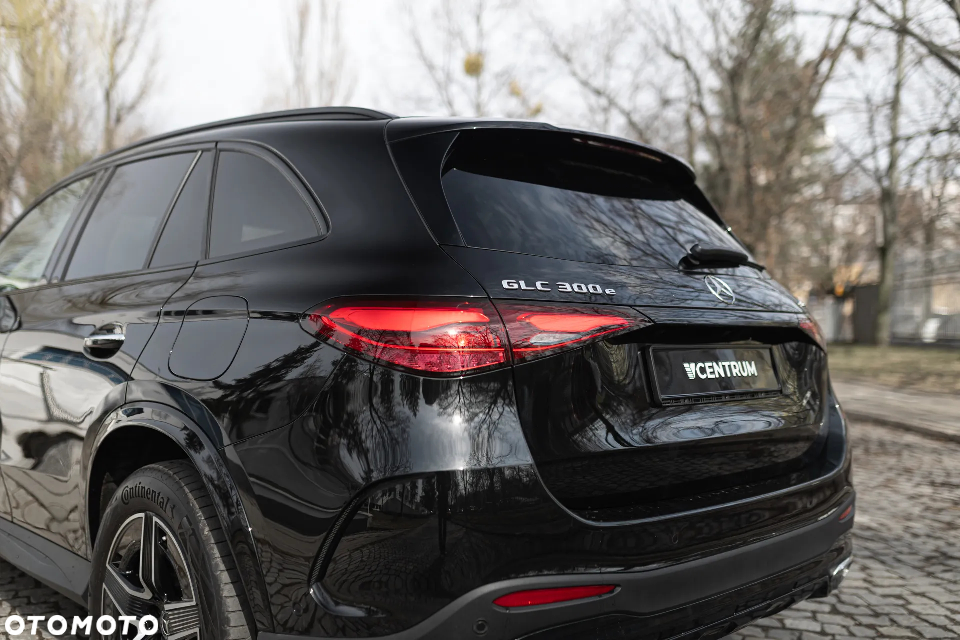 Mercedes-Benz GLC 300 e 4-Matic AMG Line - 12