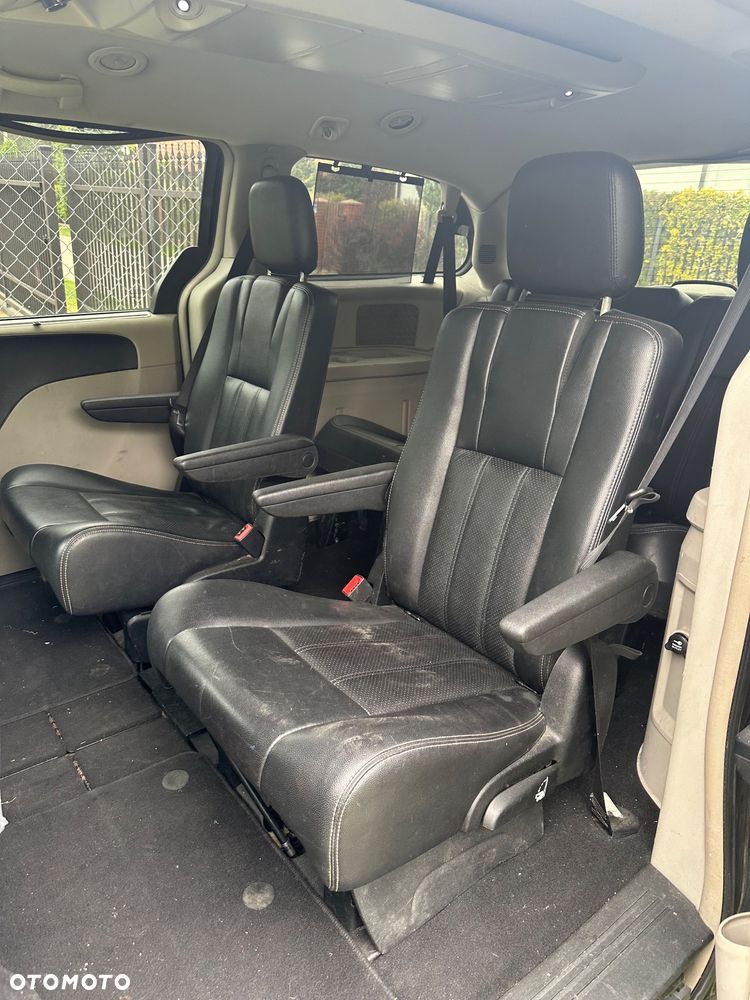 Lancia Voyager 2.8CRD Gold - 4
