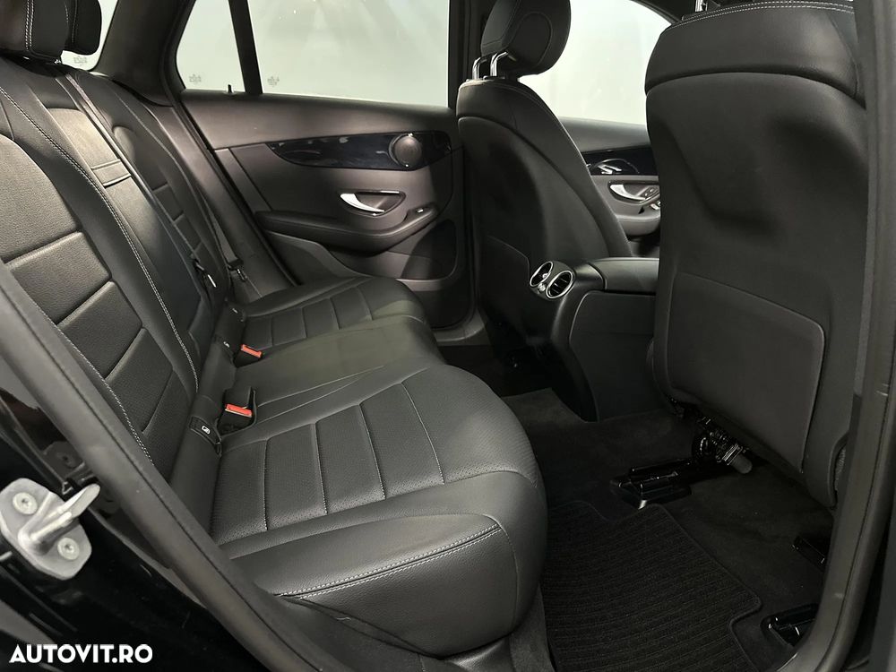 Mercedes-Benz GLC 220 d 4MATIC - 12