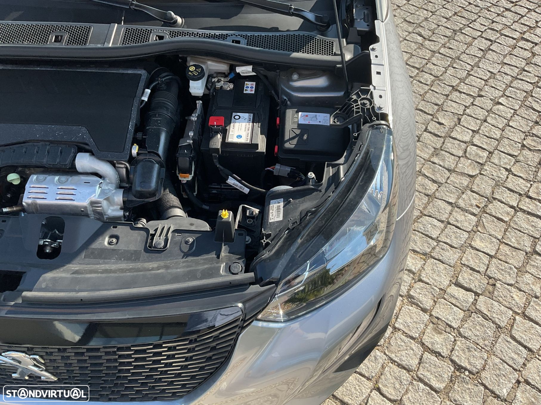 Peugeot 2008 1.2 PureTech Active Pack - 38