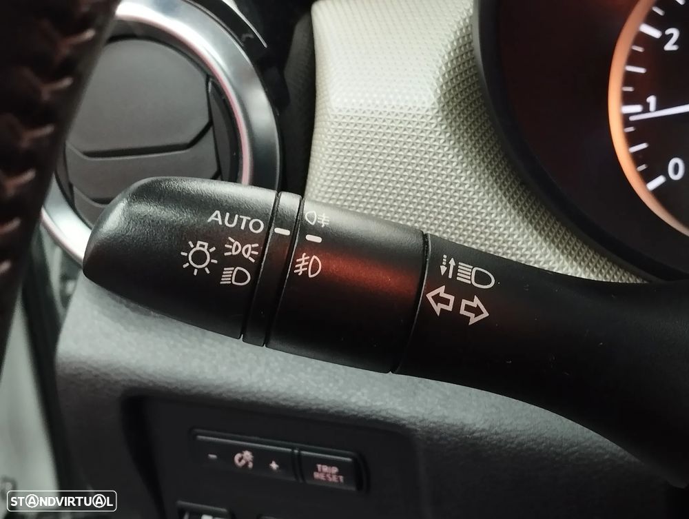 Nissan Micra 1.0 DIG-T N-Connecta - 23