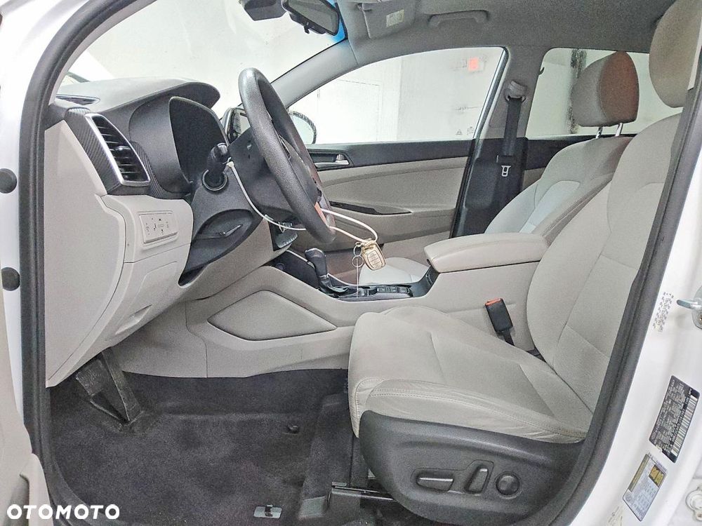 Hyundai Tucson 1.6 T-GDi Premium 4WD DCT - 9