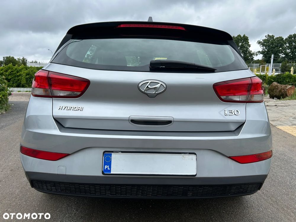 Hyundai i30 1.5 DPI Modern - 28