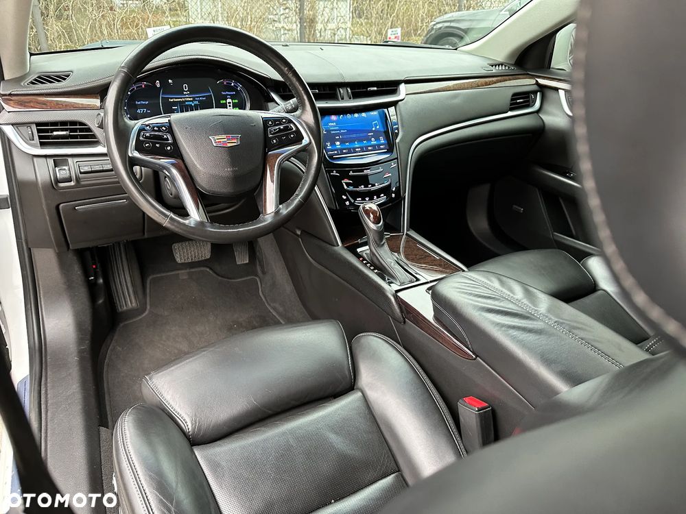 Cadillac XTS - 7