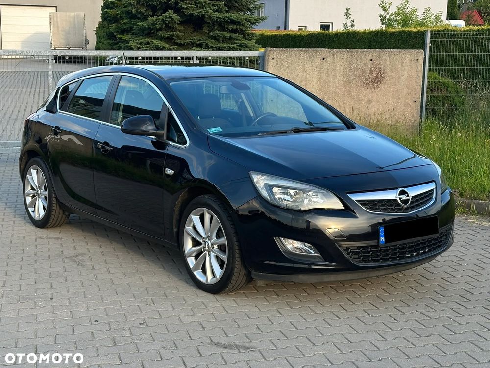 Opel Astra 1.4 T Enjoy S&S - 23