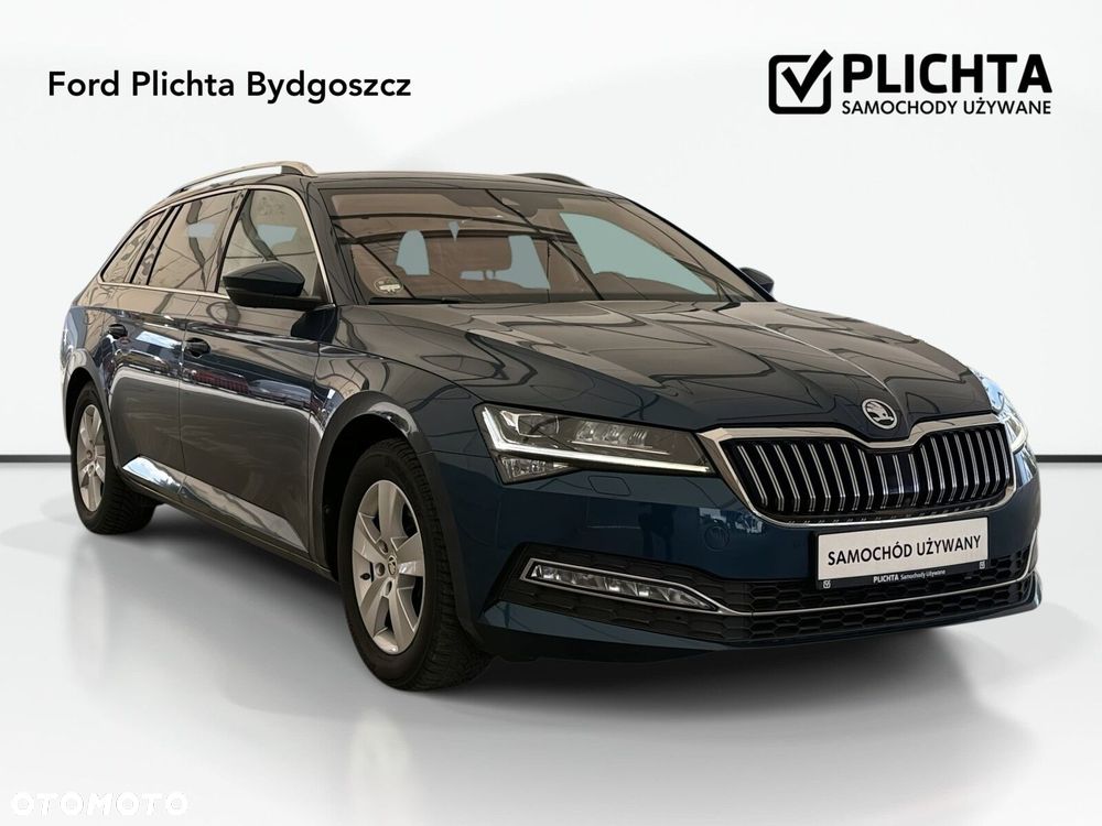 Skoda Superb 2022 photo 3