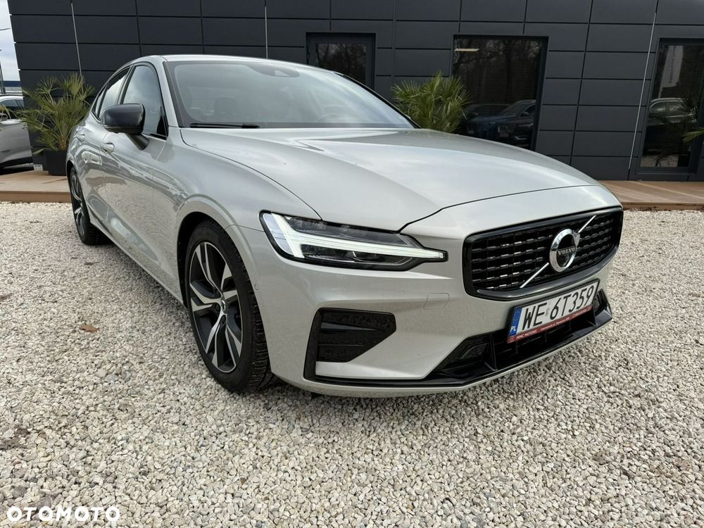 Volvo S60 B4 B R-Design - 4