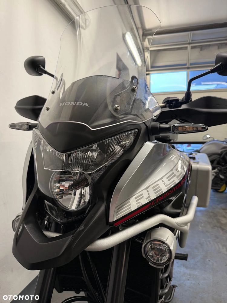 Honda VFR - 28