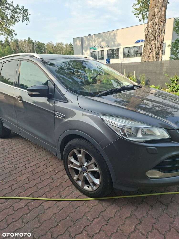 Ford Escape 2.0 EcoBoost AWD Titanium - 6