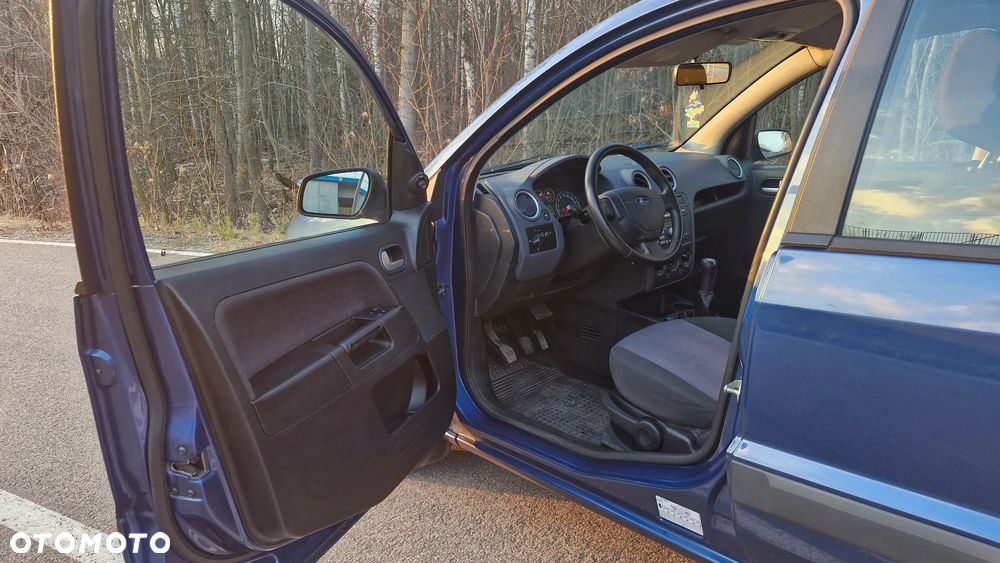 Ford Fusion 1.6 Trend - 12