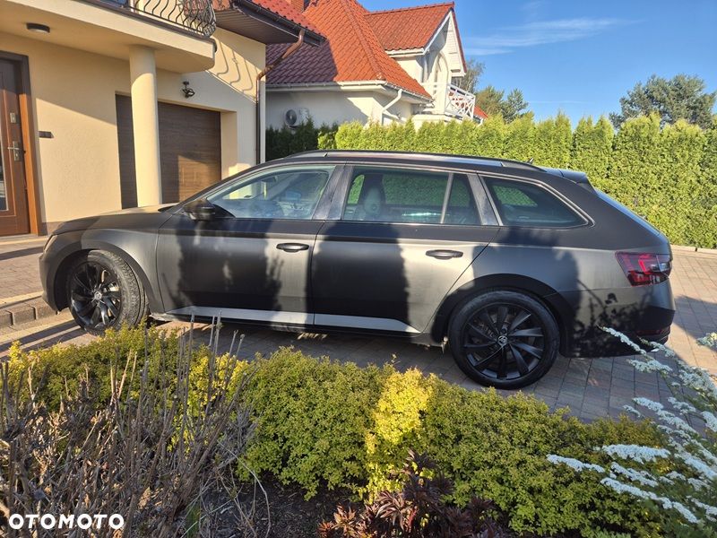 Skoda Superb 2.0 TSI 4x4 L&K DSG - 5