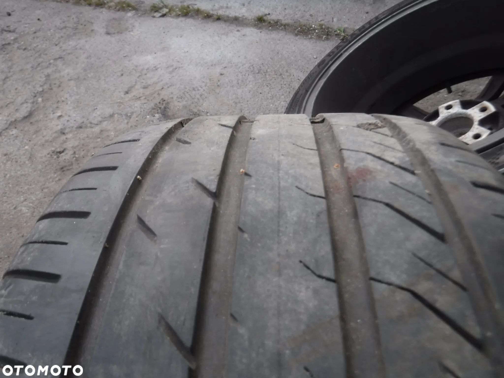 BMW 5  F10 F11 E90 E92 F30  alufelgi opony 18 5x120 9J 8J  ET35 - 17
