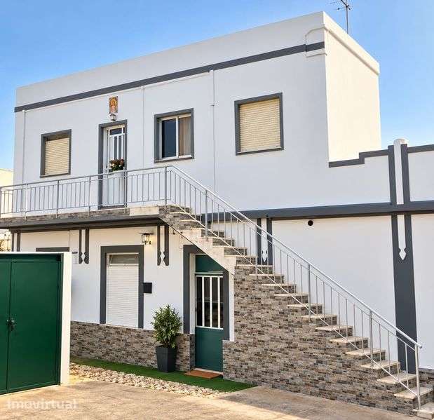 Moradia T2 em Faro (Sé e São Pedro), €265.000