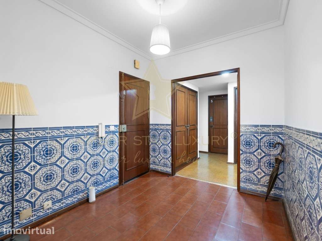Apartamento T7 para investimento, localizado em Alvalade, centro de... - Grande imagem: 5/15