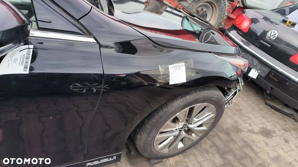 Toyota Mirai II 2021 Błotnik lewy i prawy przedni - 7