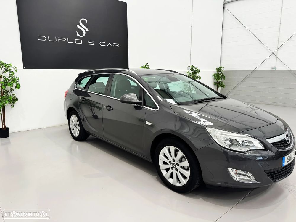 Opel Astra Sports Tourer 1.7 CDTi Cosmo - 4