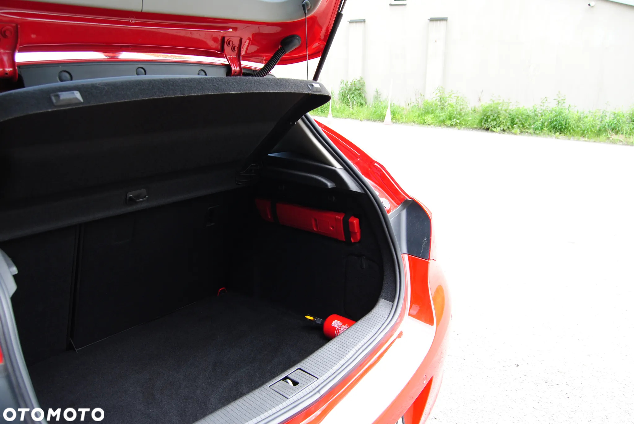 Opel Astra IV 2.0 CDTI Cosmo - 11